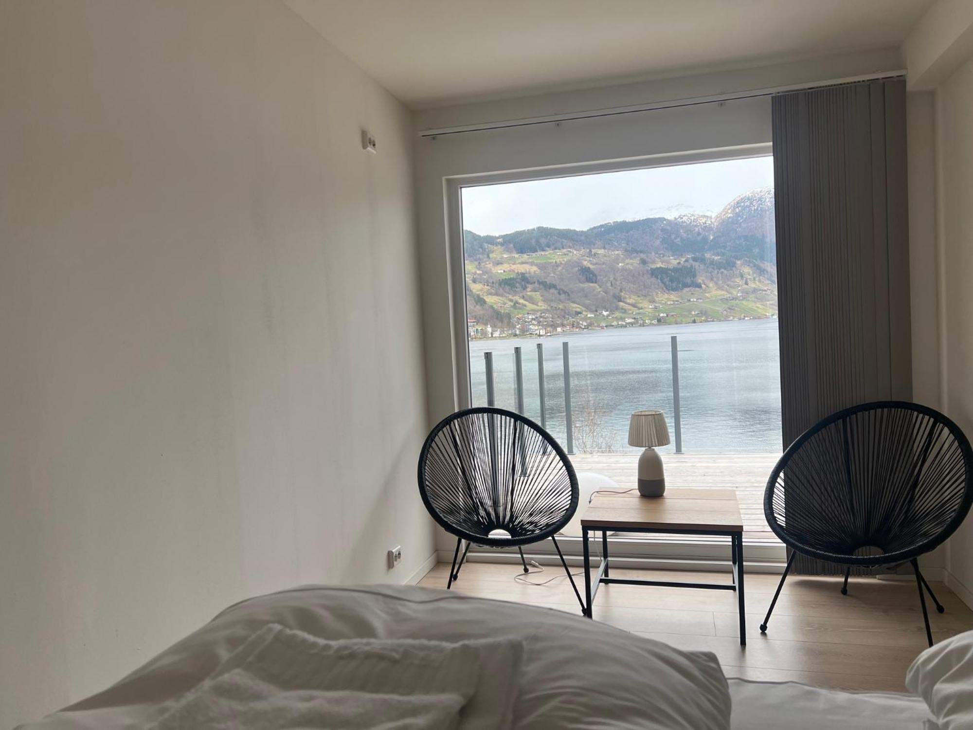 Trolltun, Frystevegen 4 Hotel Улвик Екстериор снимка